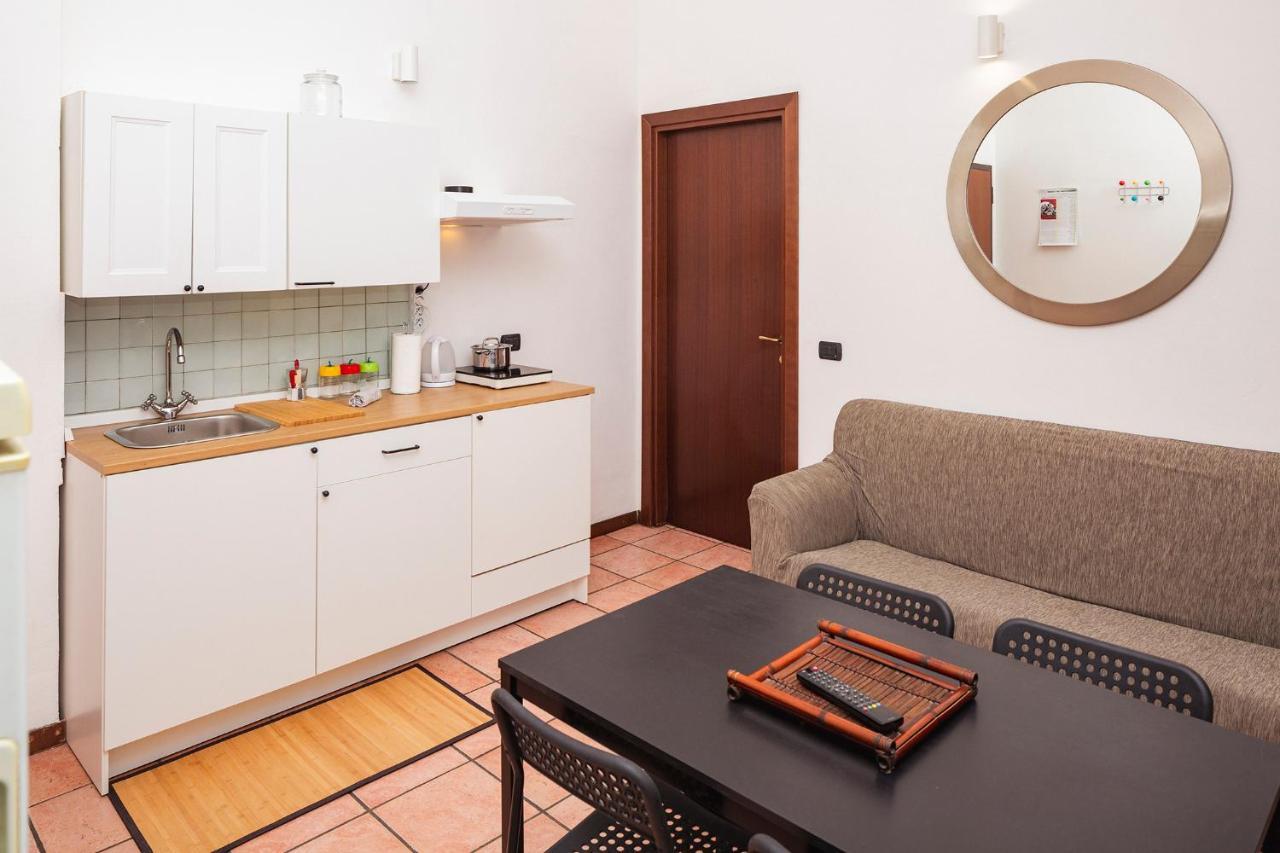 Residence San Raffaele 1 米兰 外观 照片