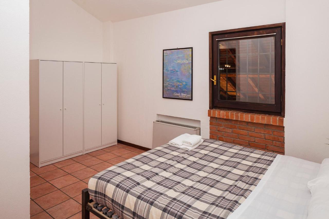 Residence San Raffaele 1 米兰 外观 照片