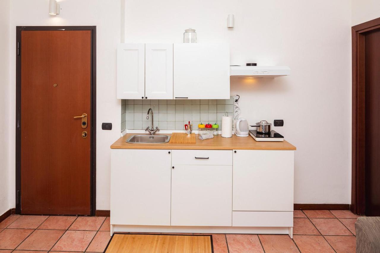 Residence San Raffaele 1 米兰 外观 照片