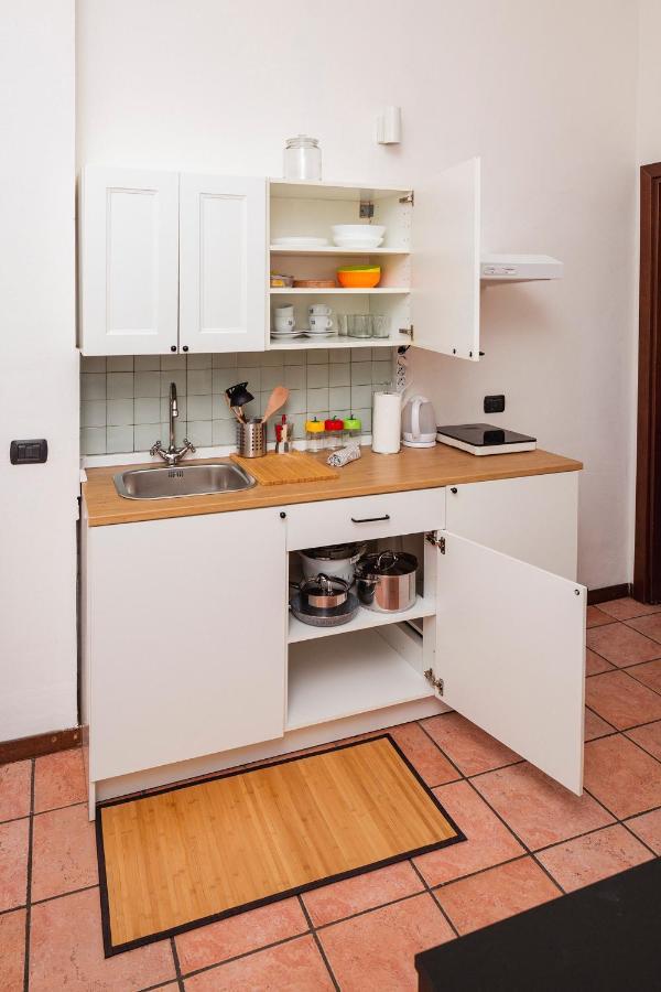 Residence San Raffaele 1 米兰 外观 照片